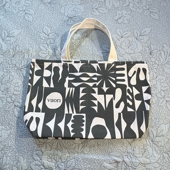 ♨️Vuori Limited Edition Charcoal and Cream Abstract Oversized Canvas Tote Bag💛 - Picture 9 of 9